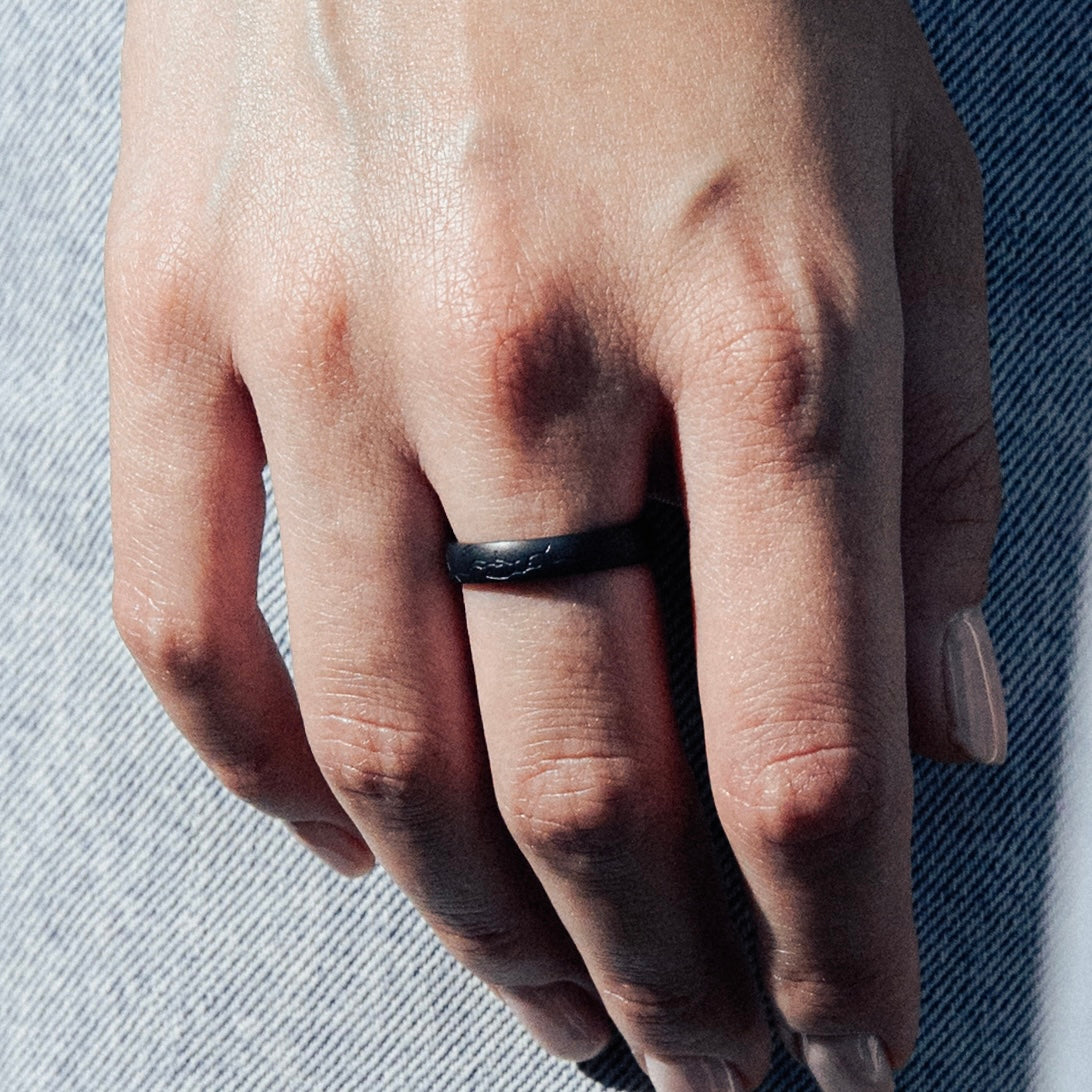 K12 - Black Lightning Ring