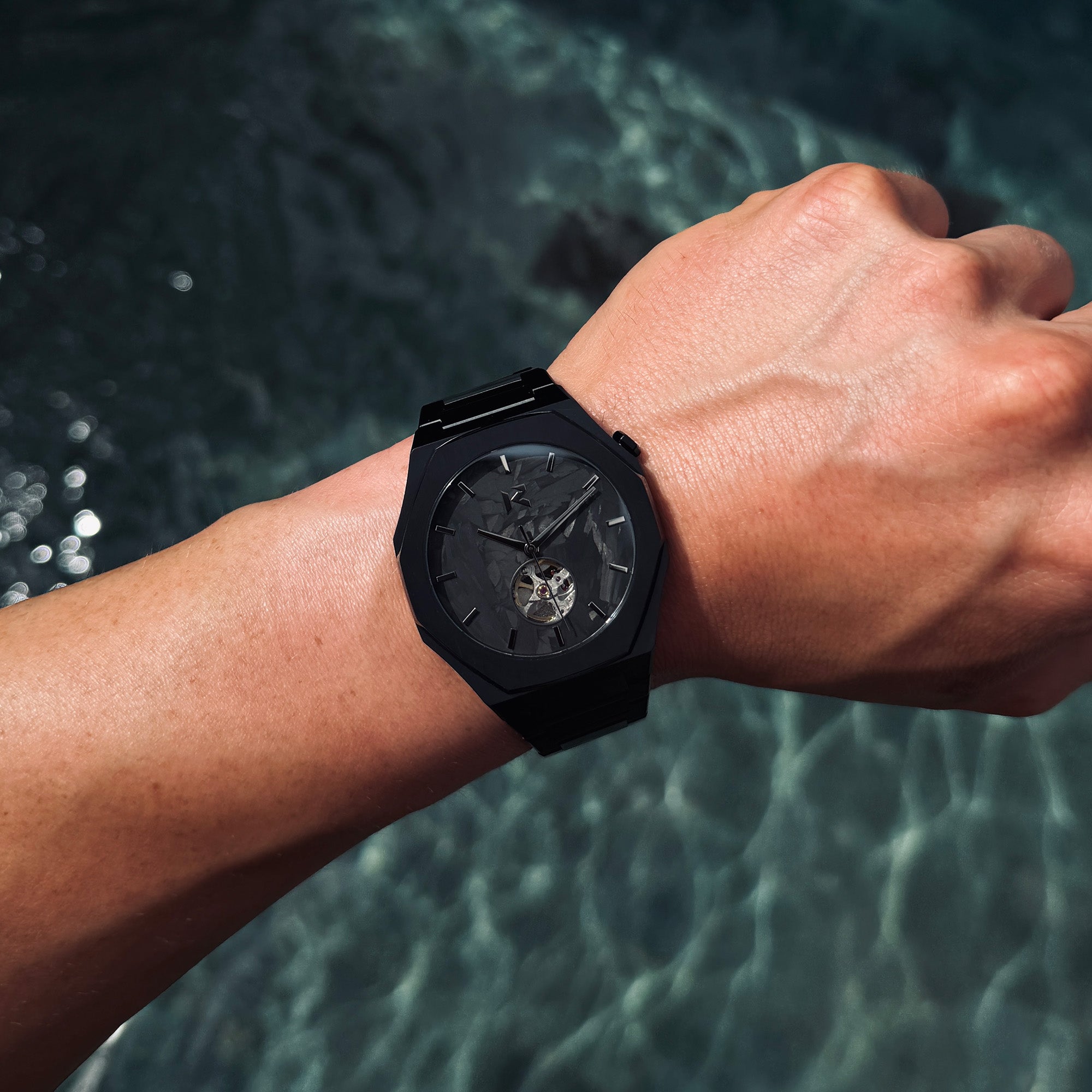 KOHLENSTOFF 12 - 650 - BLACK AUTOMATIC